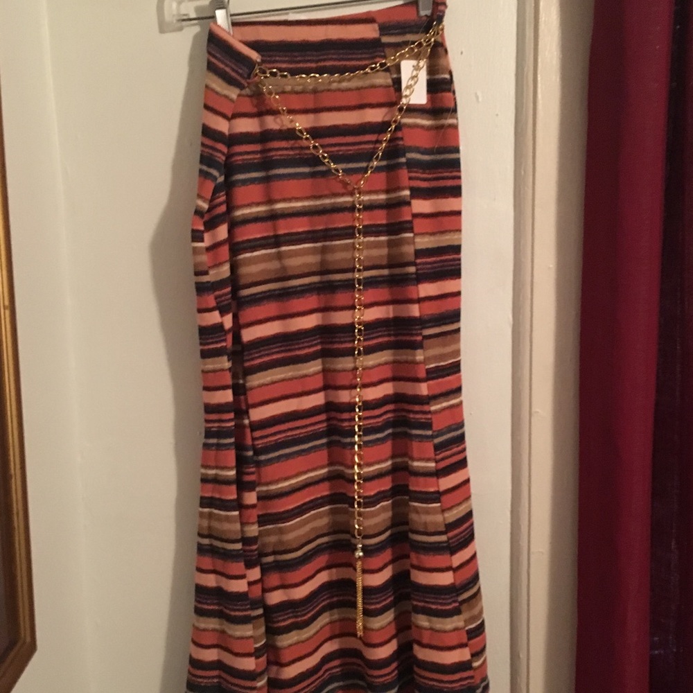 Skirt NWT